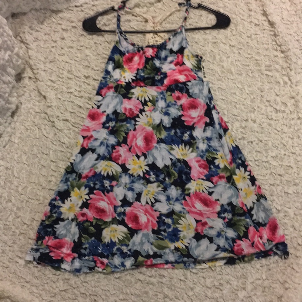 Girls dress